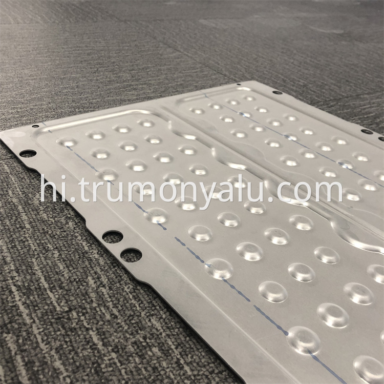 water cooling plate (24)